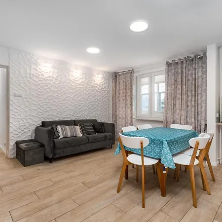 Emilii Plater 47 By Homeprime * Warsaw
